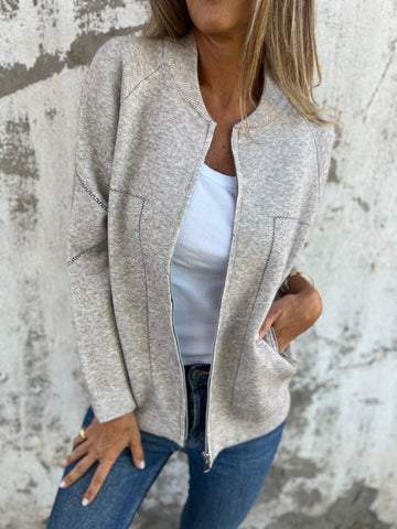 Amira™ | Chaqueta Ligera con Cremallera y cuello Redondo